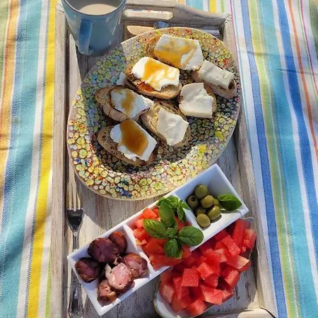 The Vie Llage - Authorial Gasthuis