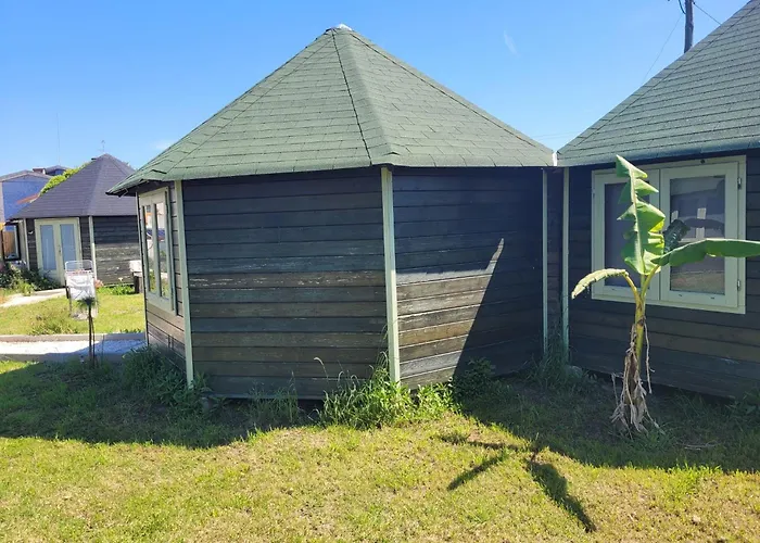 The Vie Llage - Authorial 3* Vagos